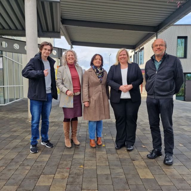 Besuch MdB Weiss an GMS Nov 2022